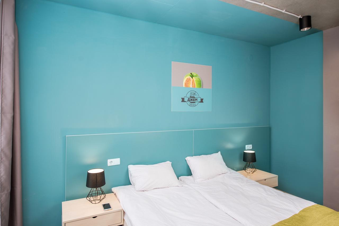 Jam Hotel Hnatyuka Lviv Kültér fotó