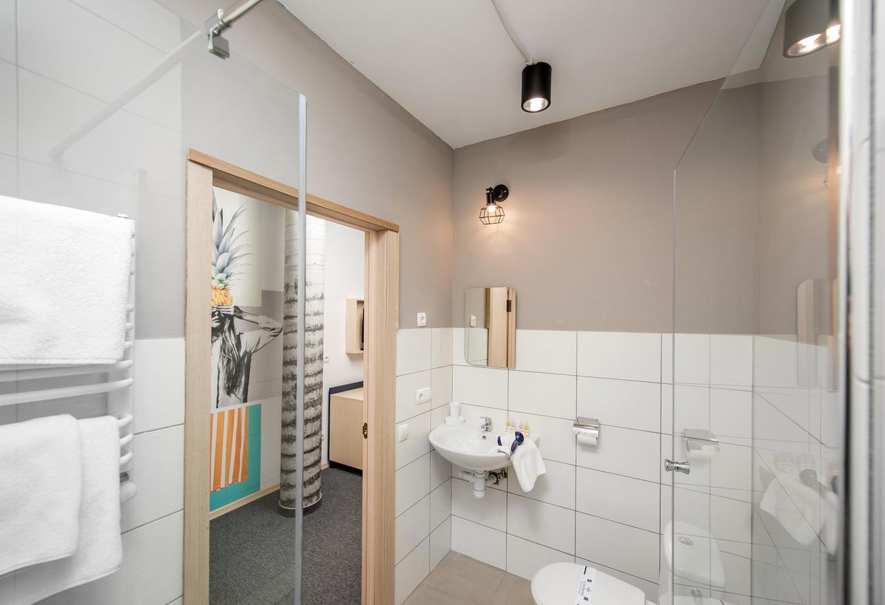 Jam Hotel Hnatyuka Lviv Kültér fotó