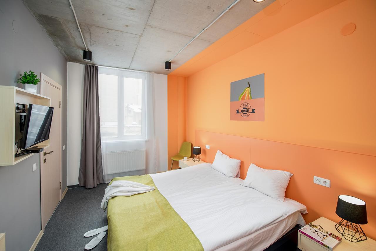 Jam Hotel Hnatyuka Lviv Kültér fotó