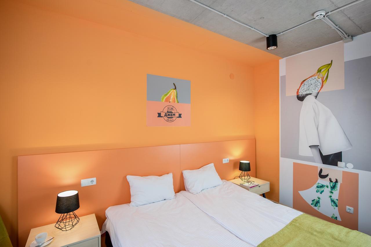 Jam Hotel Hnatyuka Lviv Kültér fotó