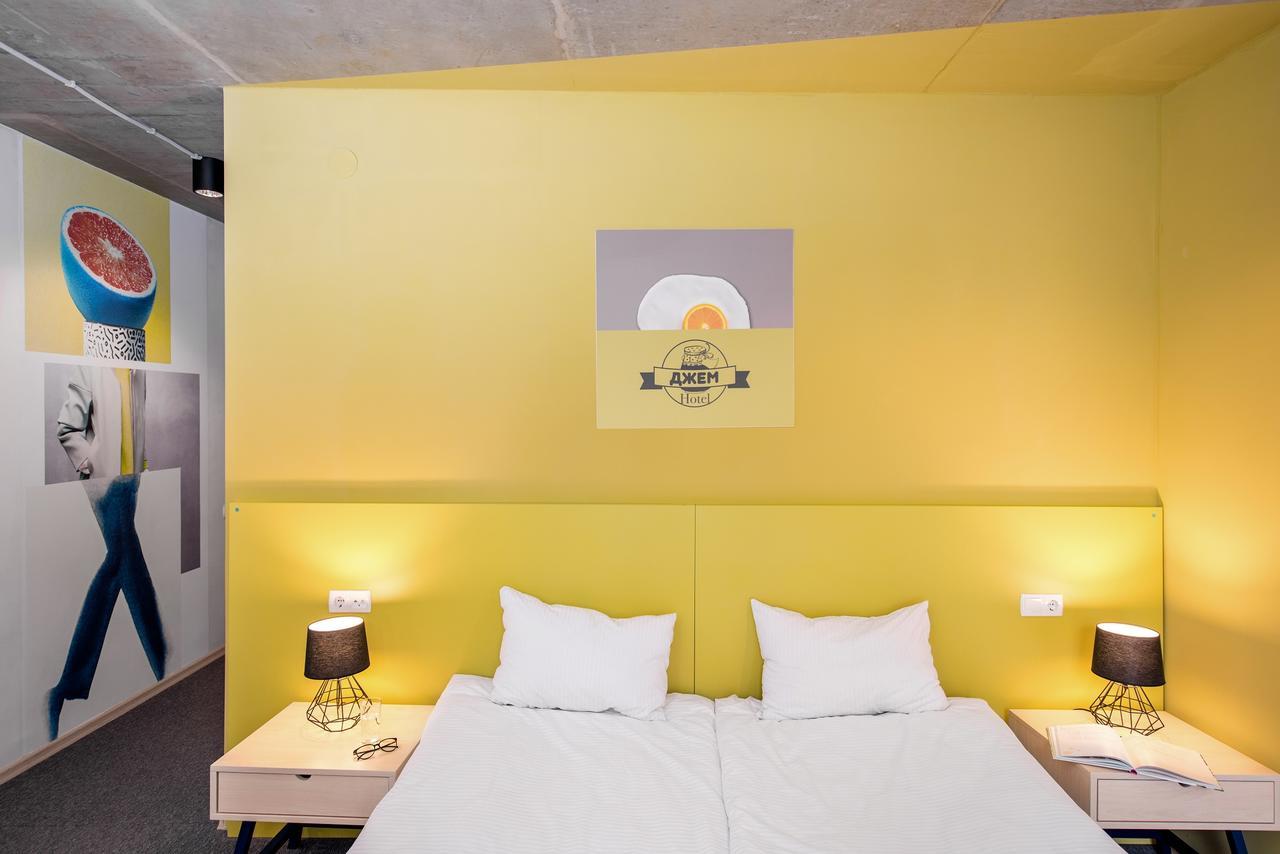 Jam Hotel Hnatyuka Lviv Kültér fotó